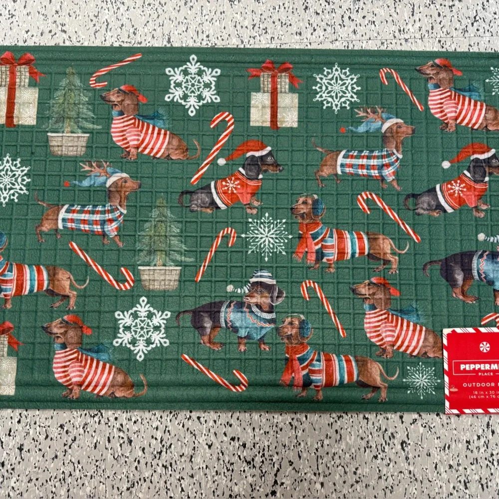 Festive Dachshund Christmas Doormat 18x30